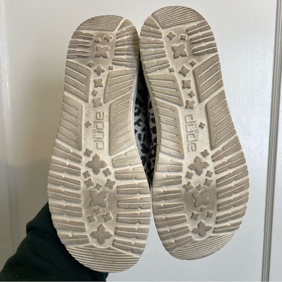 EUC Hey Dude Wendy Woven Cheetah Grey Size 7 - Picture 5 of 5